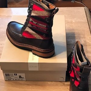 Clarks Ottawa Peak Mid Calf Boot Grey -Size 8